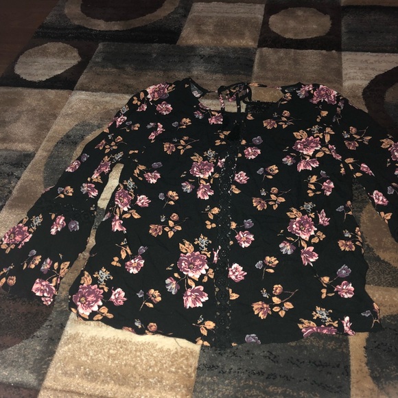 Forever 21 Tops - Forever 21 top!